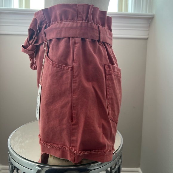 NEVER WORN! Chelsea and Violet Shorts are a size a 27 will fit a 2-4. - Picture 3 of 5